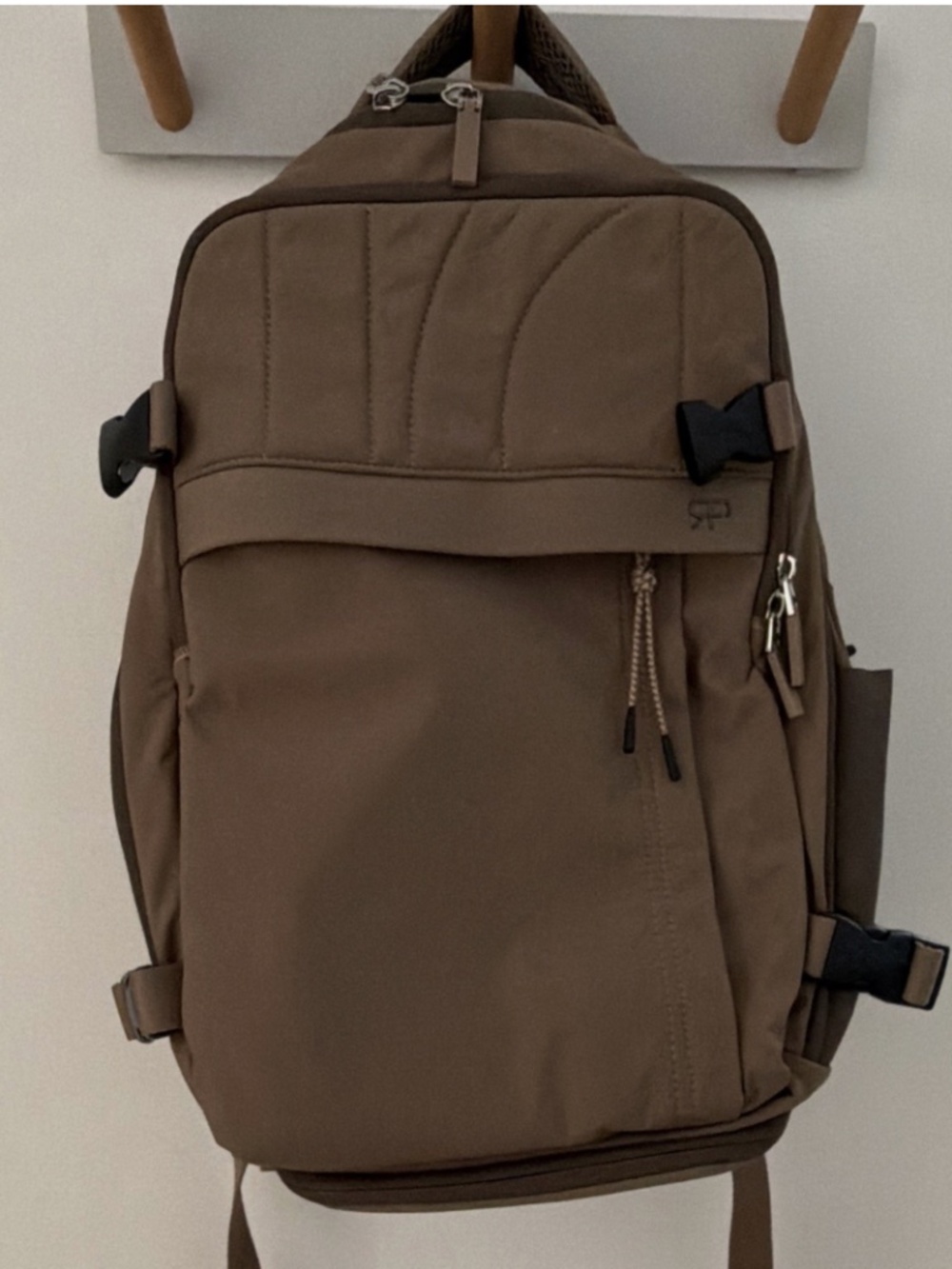 Case Logic Brown Camera Backpack w/ Adjustable Fit & Accessory Compartments F fa